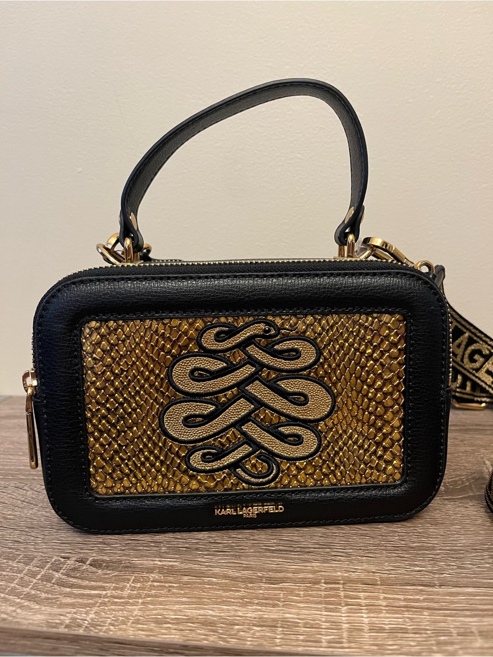 NEW Karl Lagerfeld Paris Simone Camera Crossbody Lunar New Year Black Gold Snake